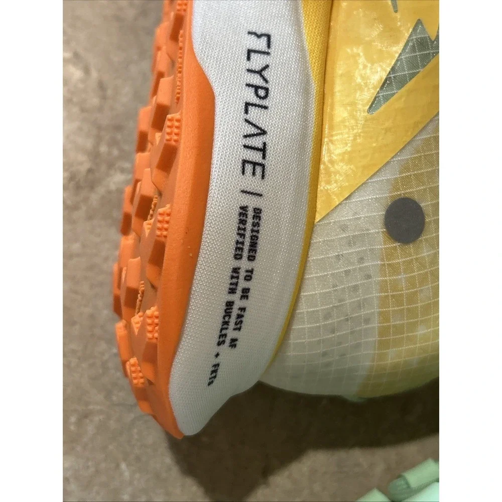 NEW Nike ZoomX Ultrafly Trail Racing Shoe - Vibram Flyplate Women 6 - DZ0489-102